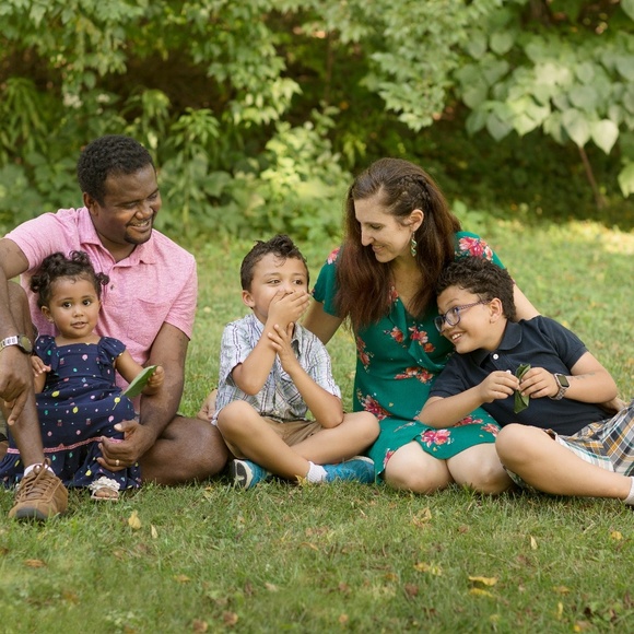 Meet your Posher, Jennifer - Picture 2 of 2